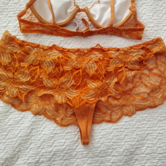 Marvel By La Perla Lace Floral Lingerie Set Italy  Sz 8 - Picture 7 of 10